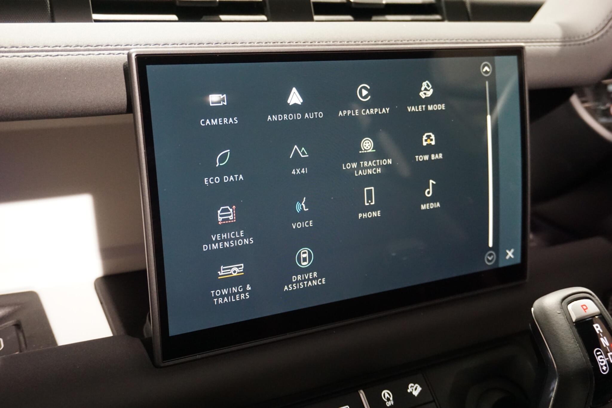 Land Rover Defender 110 3.0 D350 MHEV X-Dynamic SE SUV 5dr Diesel Auto 4WD Euro 6 (s/s) (350 ps)